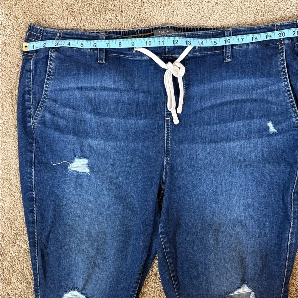 Torrid Dark Blue Pull-On Boyfriend Straight Super Soft Mid-Rise Jean SKU0880 - Picture 5 of 15